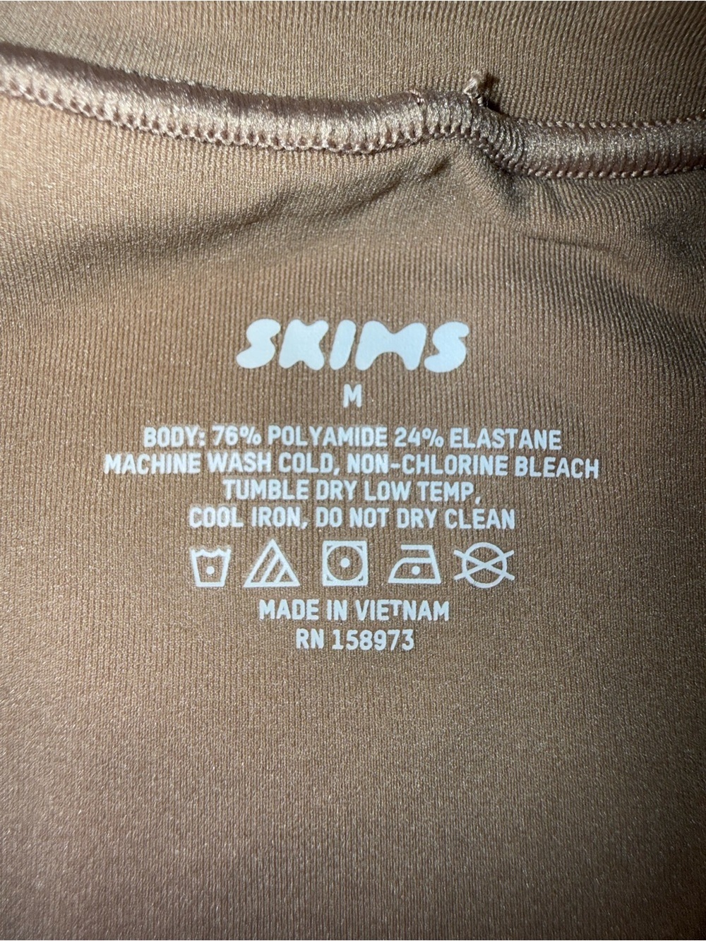 Skims Fits Everybody Long Sleeve Bodysuit Crewneck Nude Medium - Picture 4 of 4